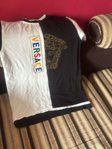Black And White t Shirt For 8 - 10 Yrs