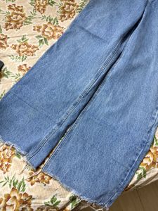 wide legs jeans