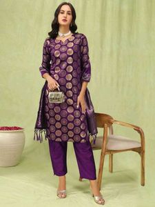 Vredevogel Verito Banarasi Jacquard Kurtis