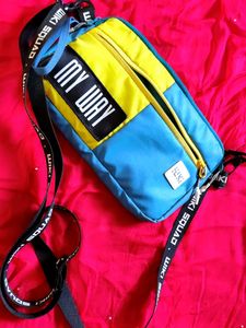 Unisex Wildcraft Casual Sling Bag 💙