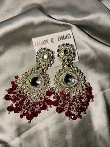 Kudan Pearls Earrings