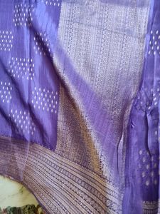 Weaving mistake Pure Dola banaras