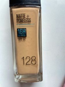 Fit Me - Matte Poreless Foundation