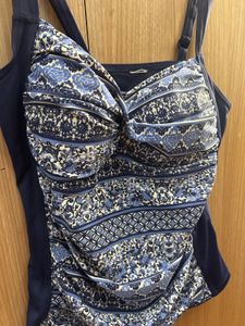 Floral padded Top