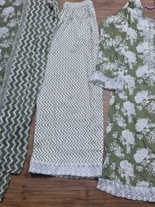 Floral Print Plazzo Kurta Set