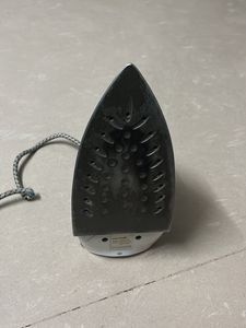 Morphy Richards Steam Iron