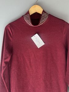 Elegant Maroon Turtleneck Top