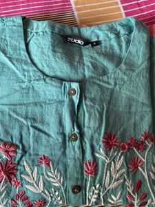 woman kurti