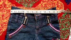 Girls Designer Jeans In Blue Colour