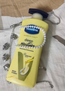 Vaseline Body Lotion 🧴