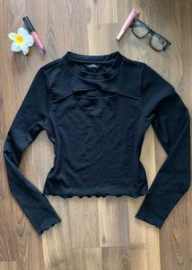 Black Chest Cut Fitted Top