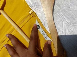 Zara Satin Top 💛