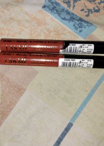 Set Of 2 Lakme Forever Matte Liquid Lipstick