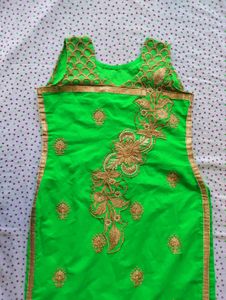 Parrot Colour Kurta For Women