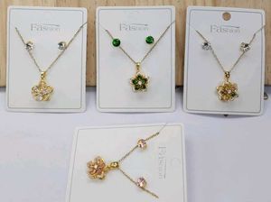 Rose Gold Necklace &amp; Earring Set