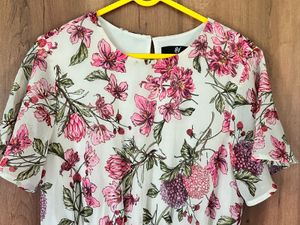 Floral Breeze Cotton Midi Dress – Light, Airy & Pe