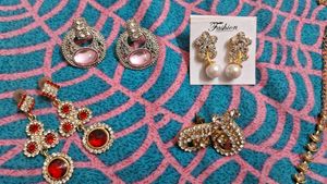 Earrings + Trendy Neckpiece(free)