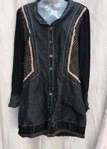 7412. Unique Button-Down Dress