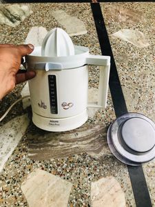 Philips Juicer
