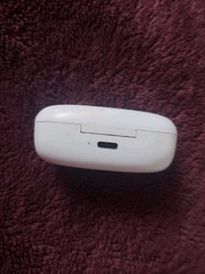 Noise Earbuds - White