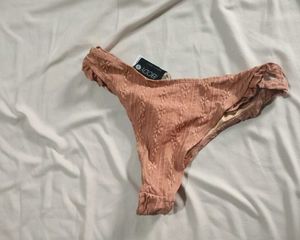 iBODY Bikini Bottom - New with Tag