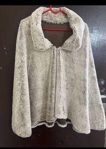 Faux Fur Cape - Elegant &amp; Cozy