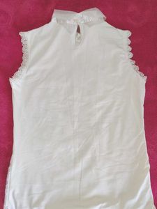 Elegant White Lace Sleeveless Top