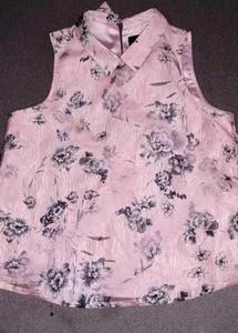 🌸Beautiful Flowers Print Pink Top🌸💟