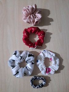 Bow Hair Clips And Scrunchies