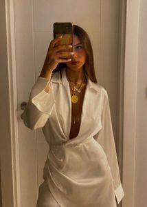 🤍 Elegant Zara satin wrap dress 🦢 🫧