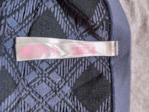 victoria&#39;s secrets panties - Set of 4