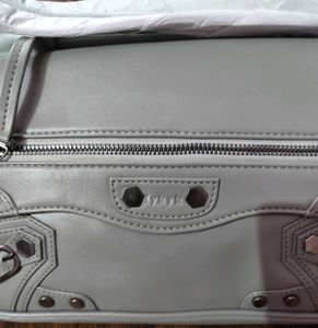 Iykyk Grey Metal Detail Shoulder Bag