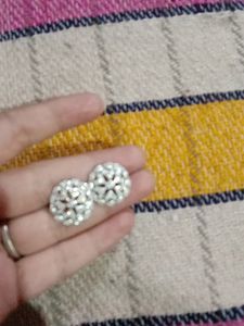 Earings