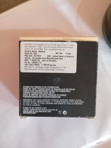 MAC Studio Fix Powder Plus Foundation NC15