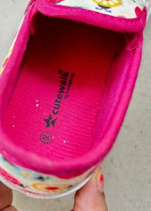 Cute Ladybug Print Slip-On Sneakers