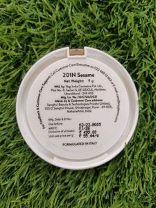 Myglamm Super Serum Compact