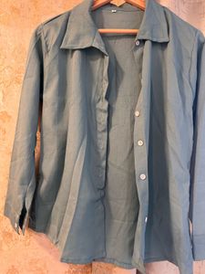 Blue Long Sleeve Button-Down Shirt, Bust- 32