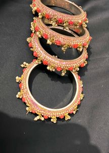 Elegant Floral Bangle Set