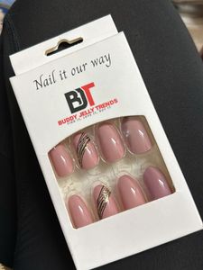 Press on Nail