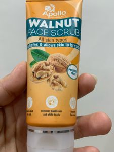 Apollo Walnut Face Scrub