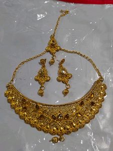 Beautiful Metal Jewellery Set