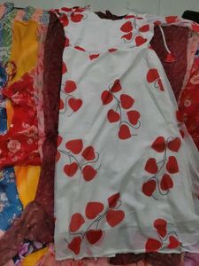 Floral Print Dress 1 Pic Price 502