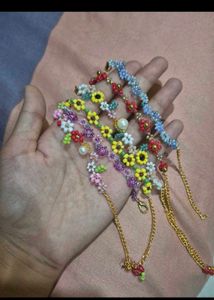 Flower Beaded Bracelet