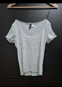 h&m Cute Gray Ribbed Top