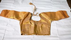 Golden 3/4 Sleeves Blouse 🤩