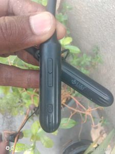 Uinb 3990 Bluetooth Neckband