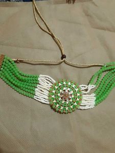 Green Beaded Chocker Necklace
