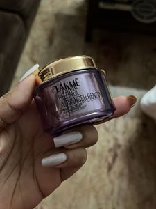 Lakme Retinol Night Cream