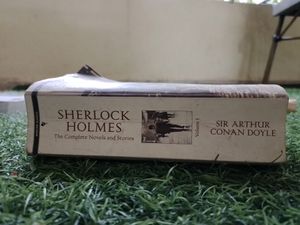 Sherlock Holmes Volume 1