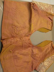 Elegant Purple Saree With Blouse